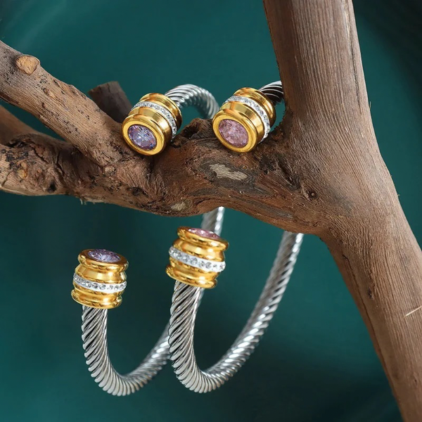 FASHION BANGLES.