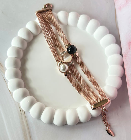 PEARL BLACK CLASSIC BRACELET.